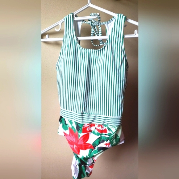 NWT Small Striped and Floral One-Piece Swimsuit - Picture 7 of 10